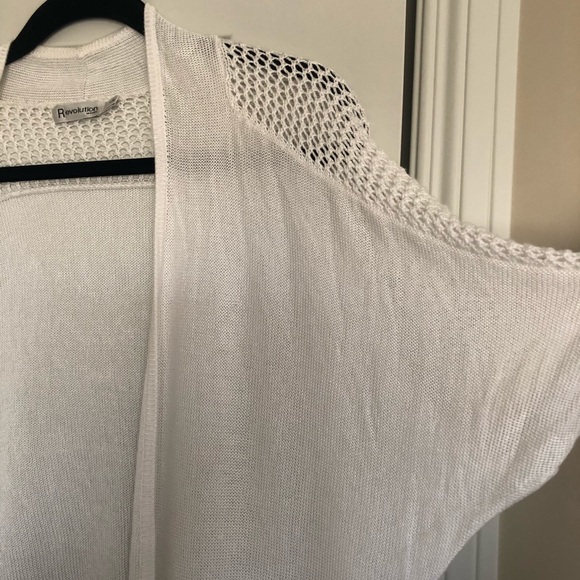 Short Sleeved Open Knit Cardigan - Picture 3 of 11